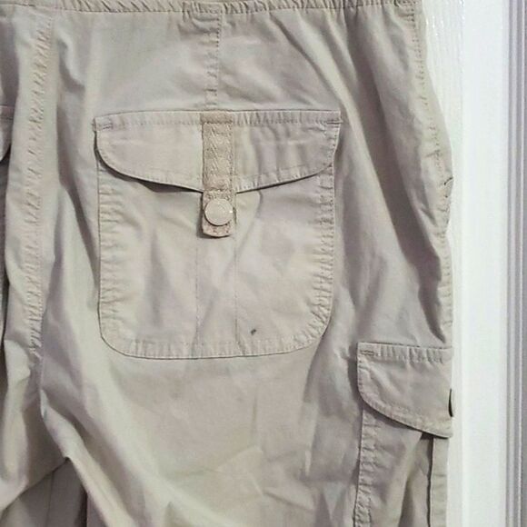 Gloria Vanderbilt Stonewood Cargo Drawstring Rolled Cuffs Pull On Capri Pants - Picture 10 of 15